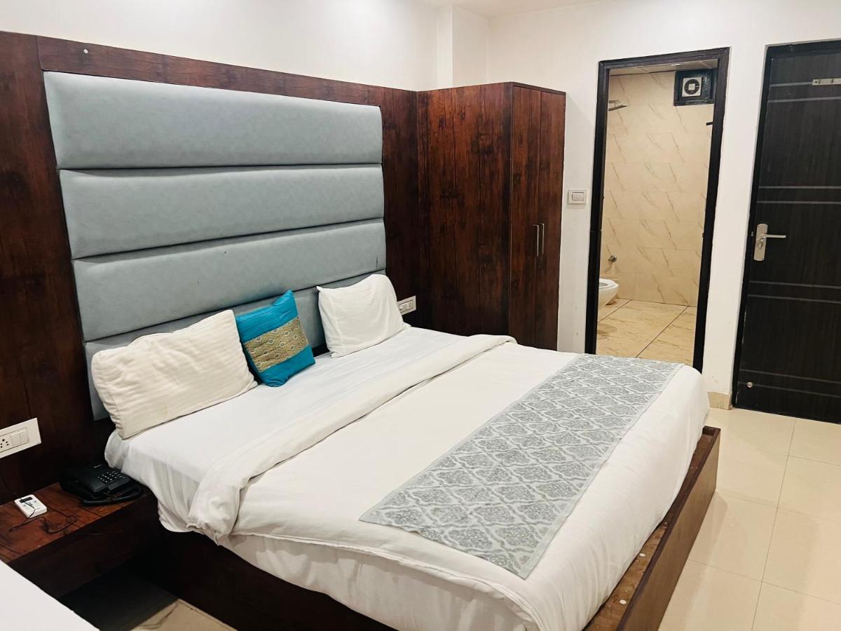 Teju Near Delhi Airport T3 Hotel New Delhi